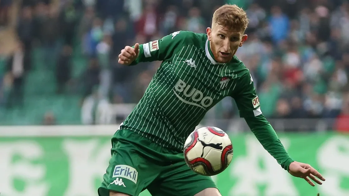 Bursaspor’da Burak Kapacak Sürprizi