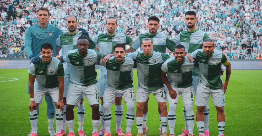 Bursaspor, Shakhtar Donetsk ile 0-0 Berabere Kaldı